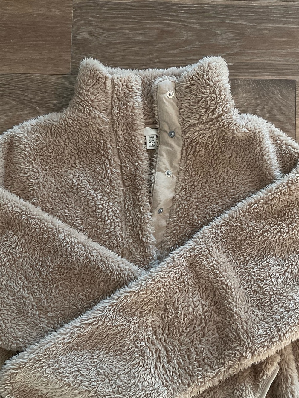 H&M Cozy Faux-Sherpa/Fleece Pullover in Light Teddy Brown